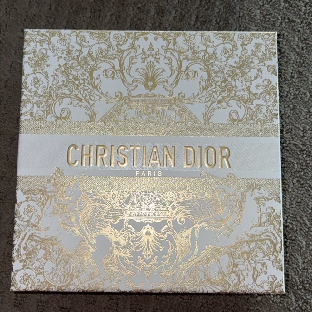 Dior gift box